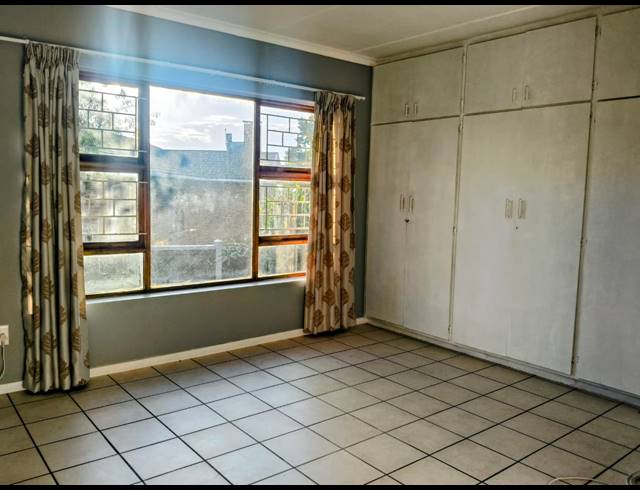3 BEDROOM HOUSE FOR SALE IN WAVECREST